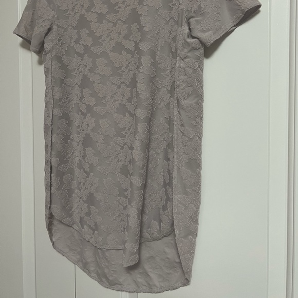 Aritzia Wilfred Top - Picture 2 of 3